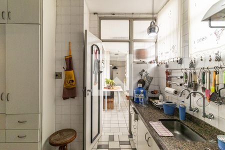 Apartamento à venda com 182m², 3 quartos e 2 vagas Apartamento à venda com 182m², 3 quartos e 2 vagasCozinha