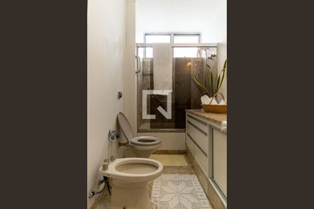 Apartamento à venda com 182m², 3 quartos e 2 vagas Apartamento à venda com 182m², 3 quartos e 2 vagasBanheiro