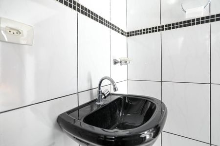 Casa para alugar com 220m², 4 quartos e 3 vagasBanheiro de Serviço