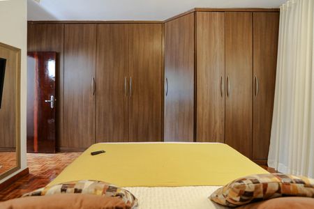 Casa para alugar com 220m², 4 quartos e 3 vagasQuarto 4