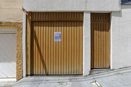 Casa para alugar com 220m², 4 quartos e 3 vagasFachada