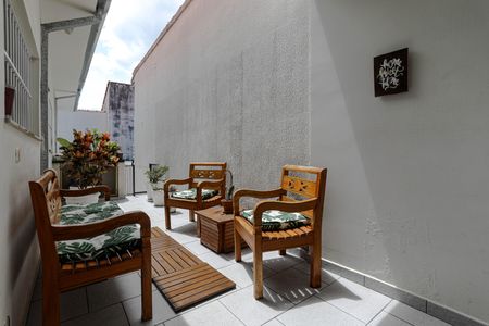 Casa para alugar com 220m², 4 quartos e 3 vagasQuintal