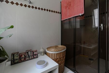 Casa para alugar com 220m², 4 quartos e 3 vagasBanheiro