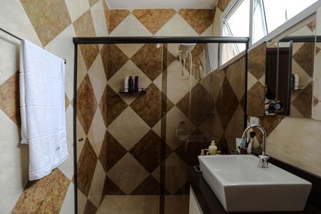 Casa para alugar com 220m², 4 quartos e 3 vagasBanheiro