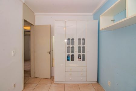 Quarto 1 de apartamento para alugar com 2 quartos, 50m² em Morro Santana, Porto Alegre