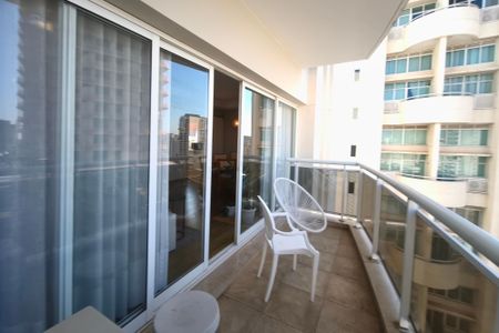 Apartamento à venda com 150m², 2 quartos e 3 vagasVaranda da Sala