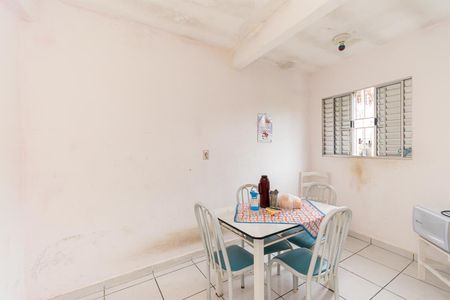 Casa para alugar com 25m², 4 quartos e 2 vagasCozinha - Copa