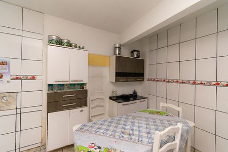Casa para alugar com 25m², 4 quartos e 2 vagasCozinha