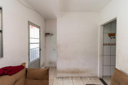 Sala de casa para alugar com 4 quartos, 25m² em Jardim Alzira, São Paulo
