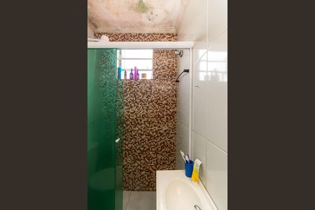 Casa para alugar com 25m², 4 quartos e 2 vagasBanheiro 