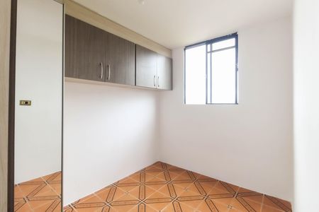 Quarto 2 de apartamento para alugar com 2 quartos, 42m² em Conjunto Habitacional Santa Etelvina Ii, São Paulo