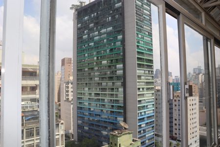 Apartamento para alugar com 82m², 2 quartos e sem vagaVaranda