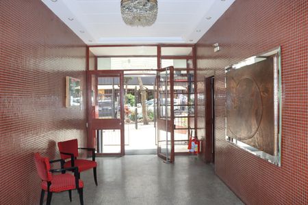 Apartamento para alugar com 82m², 2 quartos e sem vagaEntrada