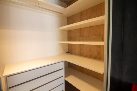 Apartamento para alugar com 70m², 2 quartos e 2 vagasCloset 
