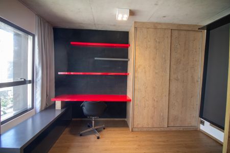 Apartamento para alugar com 70m², 2 quartos e 2 vagasQuarto 1 / Escritório