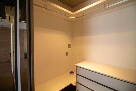 Apartamento para alugar com 70m², 2 quartos e 2 vagasCloset 