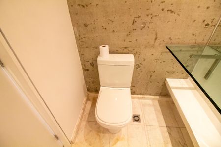 Apartamento para alugar com 70m², 2 quartos e 2 vagasBanheiro