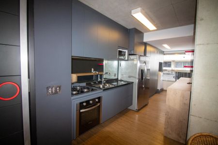 Apartamento para alugar com 70m², 2 quartos e 2 vagasCozinha