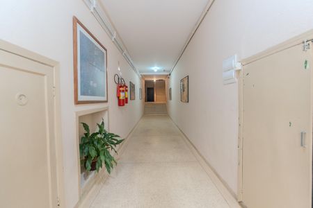 Apartamento para alugar com 163m², 4 quartos e sem vaga Apartamento para alugar com 163m², 4 quartos e sem vagaHall de entrada