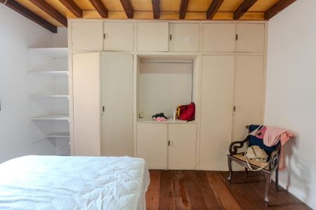 Apartamento para alugar com 163m², 4 quartos e sem vaga Apartamento para alugar com 163m², 4 quartos e sem vagaQuarto 4