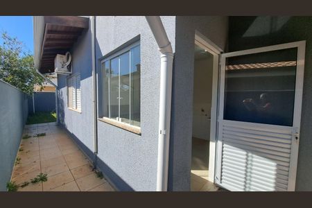 Casa de condomínio para alugar com 248m², 4 quartos e 4 vagas