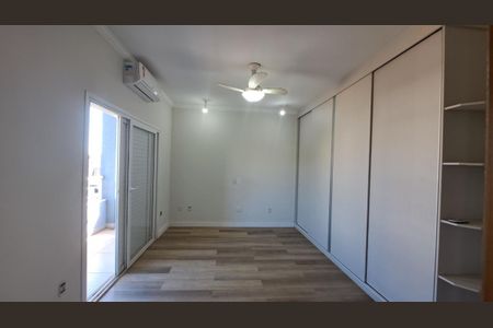 Casa de condomínio para alugar com 248m², 4 quartos e 4 vagas