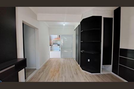 Casa de condomínio para alugar com 248m², 4 quartos e 4 vagas
