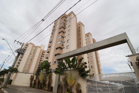 Apartamento para alugar com 51m², 2 quartos e 1 vagaFachada