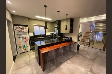 Casa para alugar com 262m², 3 quartos e 4 vagas