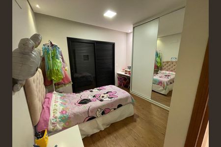 Casa para alugar com 3 quartos, 262m² em Vila Santana, Valinhos
