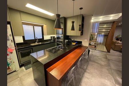 Casa para alugar com 262m², 3 quartos e 4 vagas