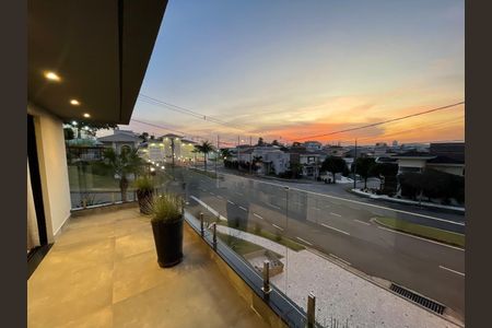 Casa para alugar com 262m², 3 quartos e 4 vagas