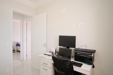 Apartamento à venda com 78m², 3 quartos e 2 vagasQuarto 2