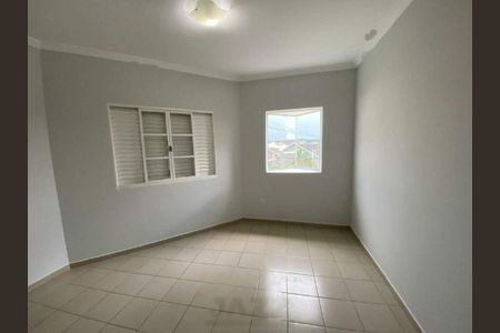 Casa para alugar com 290m², 6 quartos e 2 vagas