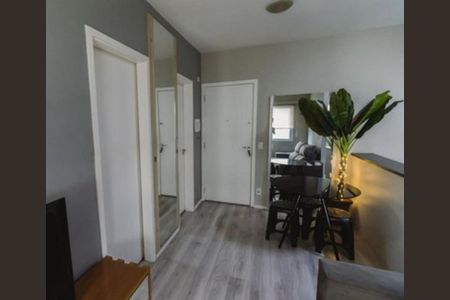 Apartamento à venda com 33m², 1 quarto e sem vagaSala