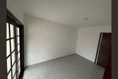 Casa de Condomínio para alugar com 2 quartos, 90m² em Sapê, Niterói