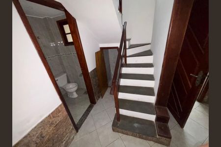 Casa de Condomínio para alugar com 2 quartos, 90m² em Sapê, Niterói