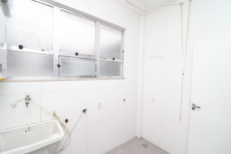 Apartamento para alugar com 67m², 3 quartos e 1 vagaÁrea de Serviço