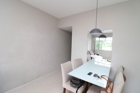 Sala de apartamento para alugar com 3 quartos, 67m² em Ribeira, Rio de Janeiro