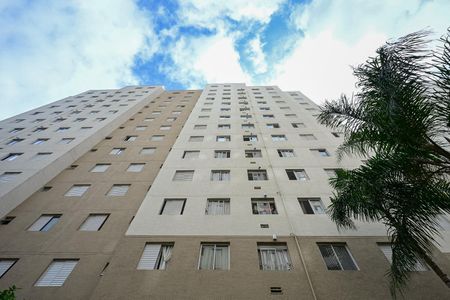 Apartamento para alugar com 55m², 2 quartos e 1 vagaFachada