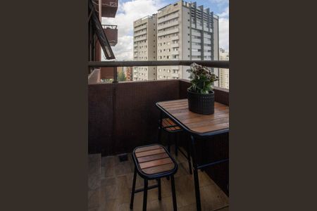 Apartamento à venda com 100m², 2 quartos e 2 vagasVaranda Sala 