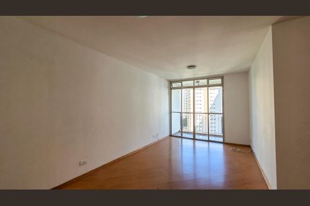 Sala de apartamento para alugar com 3 quartos, 72m² em Vila Sofia, São Paulo