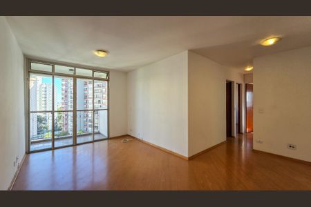 Sala de apartamento para alugar com 3 quartos, 72m² em Vila Sofia, São Paulo