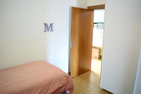 Casa de condomínio para alugar com 273m², 3 quartos e 4 vagasQuarto 1