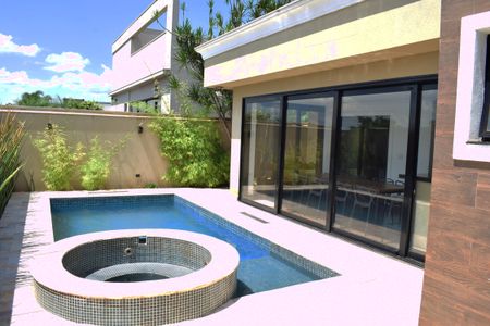 Casa de condomínio para alugar com 273m², 3 quartos e 4 vagasPiscina