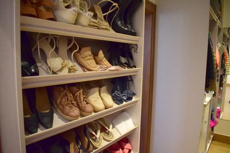 Casa de condomínio para alugar com 273m², 3 quartos e 4 vagasCloset da suíte 1