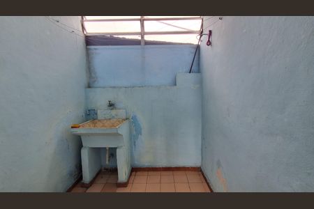 Casa para alugar com 70m², 1 quarto e 1 vagaÁrea de Serviço 