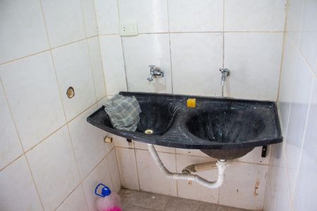 Casa para alugar com 45m², 2 quartos e 1 vagaÁrea de serviço