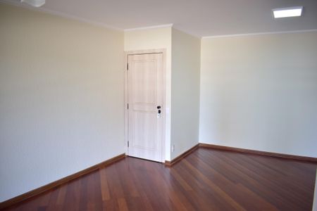 Apartamento para alugar com 124m², 3 quartos e 2 vagasSala