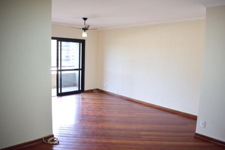 Apartamento para alugar com 124m², 3 quartos e 2 vagasSala